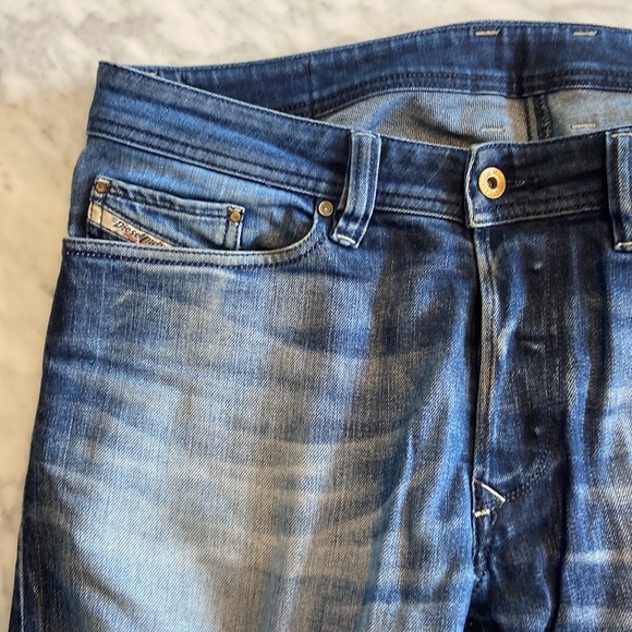 Diesel Viker regular straight fit, distressed men’s jean sz 32w 34Length - Picture 2 of 14